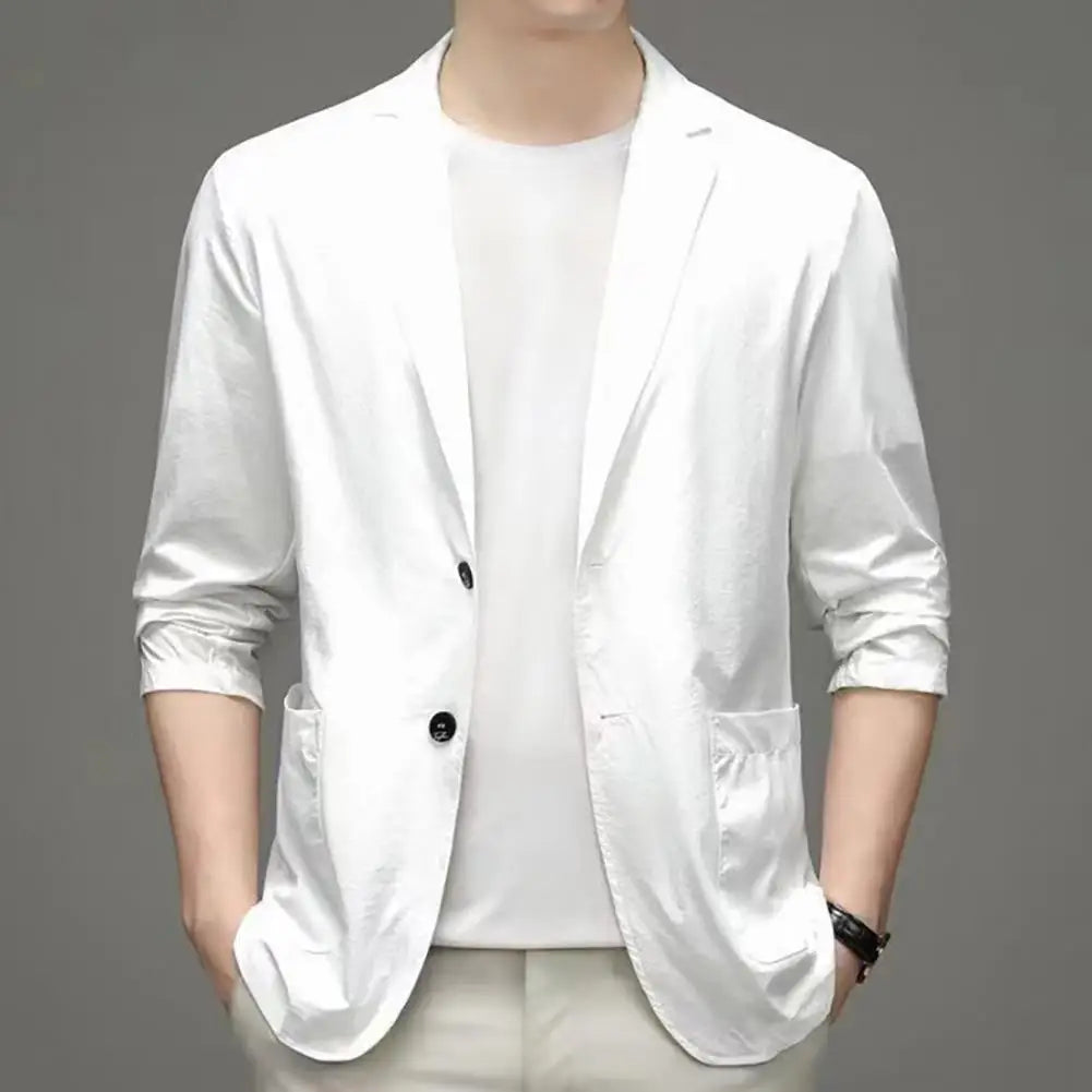 DOUBLE-BUTTON BUSINESS BLAZER